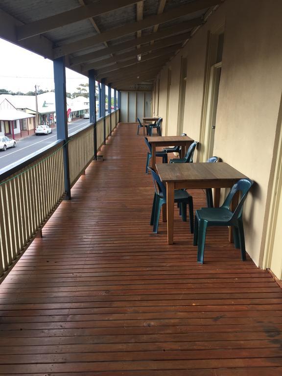 Crown Inn Hotel Kingston Se Kültér fotó